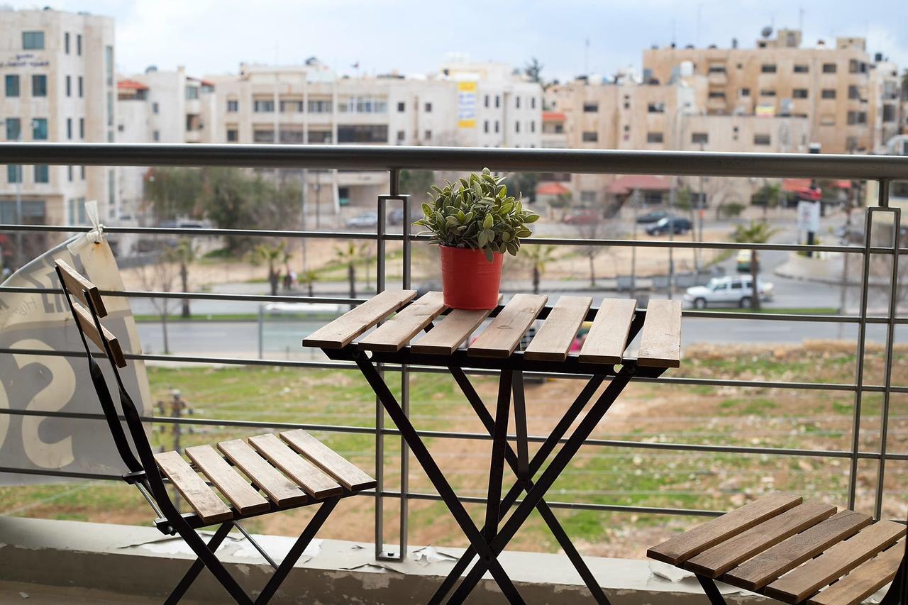 Appartement Double Key By Hr à Amman Extérieur photo