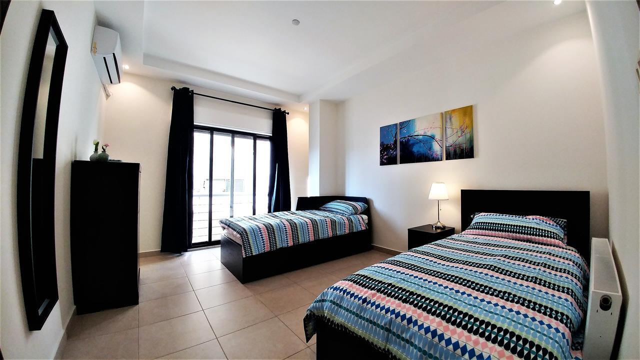 Appartement Double Key By Hr à Amman Extérieur photo