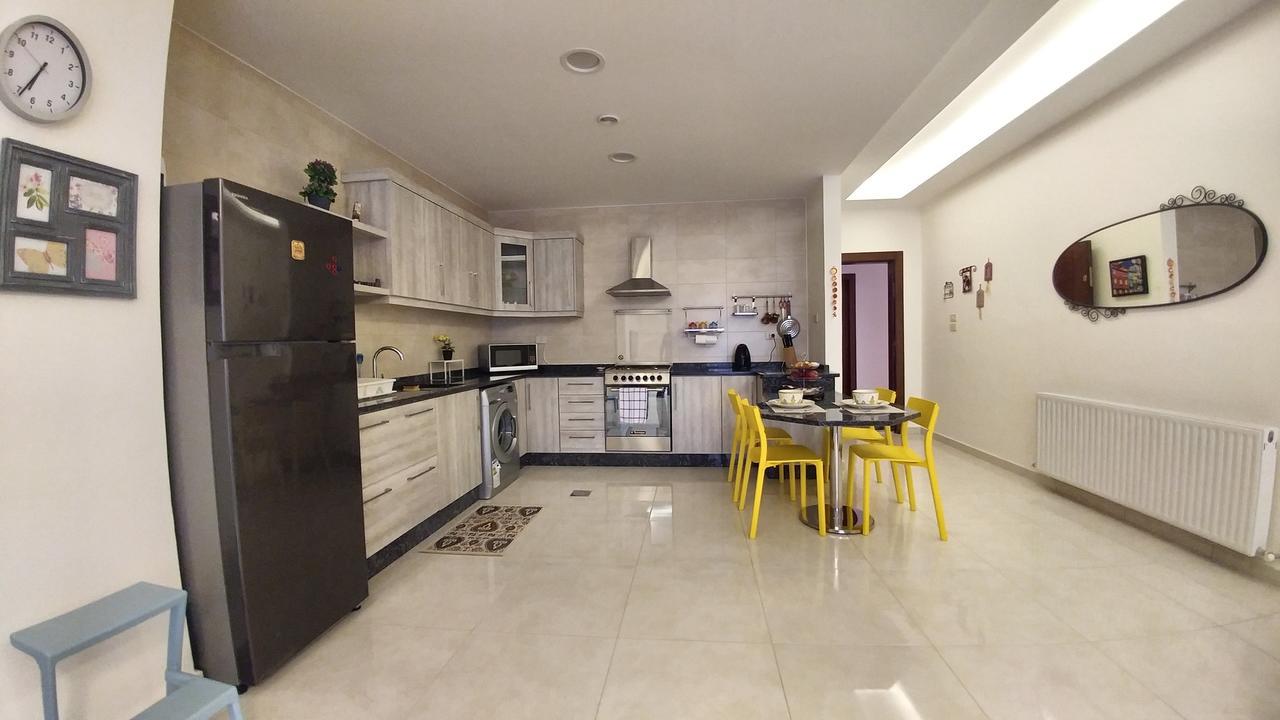 Appartement Double Key By Hr à Amman Extérieur photo