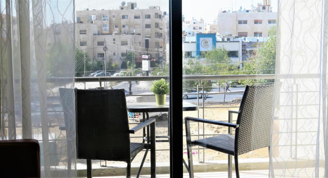Appartement Double Key By Hr à Amman Extérieur photo